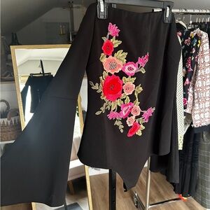 NWOT Design Lab Lord & Taylor Off The Shoulder Bodysuit With Floral Appliqué